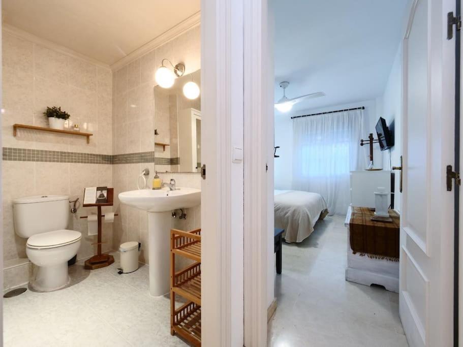 Tranquilo Y Bonito Apartamento A 10 Min Del Centro Малага Экстерьер фото